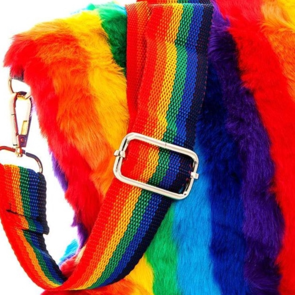 RAINBOW FAUX FUR CLUTCH CROSSBODY BAG - Picture 3 of 4